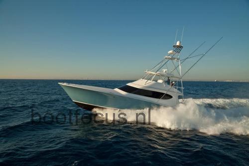 Hatteras 70 GT beoordelingen en specificaties